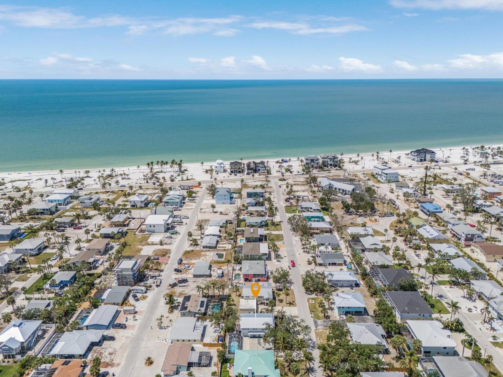 140 Barefoot Bungalow: 4Br/2Ba W/ Heated Pool! Fort Myers Beach Ngoại thất bức ảnh