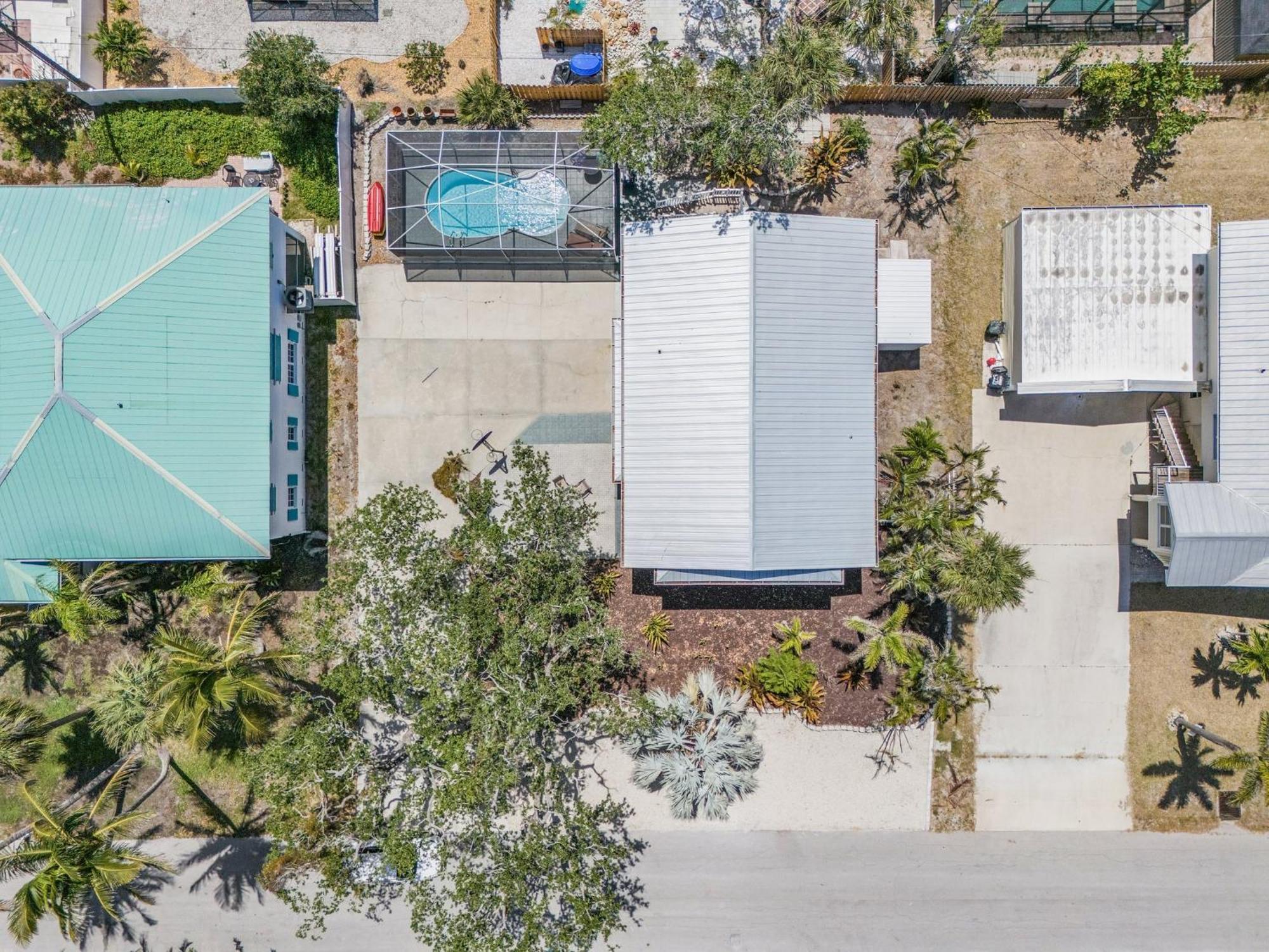 140 Barefoot Bungalow: 4Br/2Ba W/ Heated Pool! Fort Myers Beach Ngoại thất bức ảnh